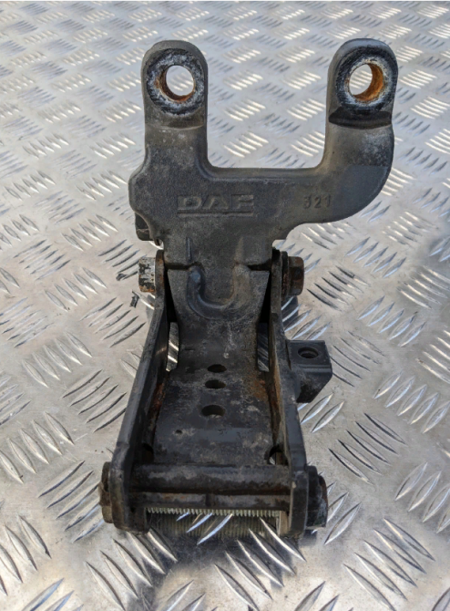 1850664, 1850665 Кронштейн крепления торсиона кабины к раме DAF XF 106 Euro 6 Львов - изображение 1