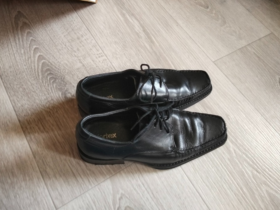 Для Вашого хлопчика стильні шкіряні туфлі london cobbler vortex, розмір 35 Полтава - зображення 1