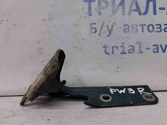 Петля капота правая Mitsubishi Pajero Wagon 3 3.2 ДИЗЕЛЬ 4M41 1999 (б/у) Киев