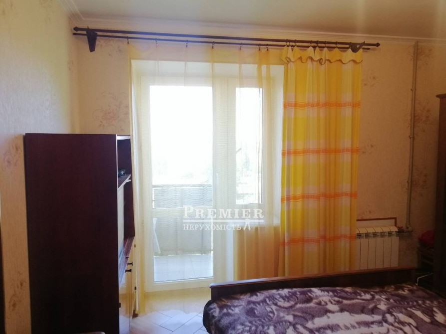 Продам велику 4-кімнатну квартиру в цегляному будинку Одесса - изображение 1