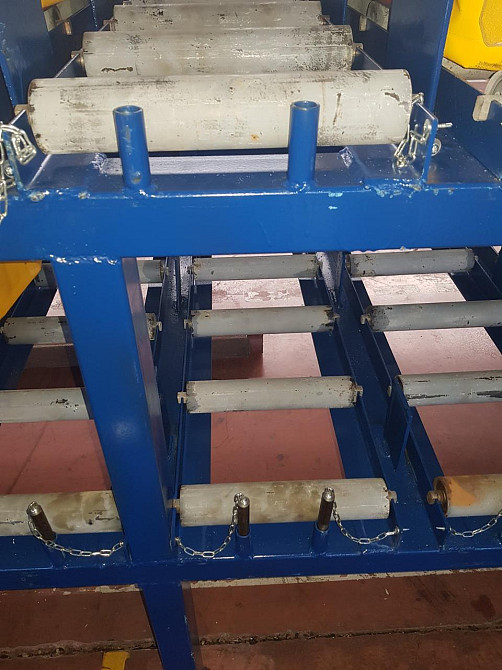 Роликовый конвейер не приводной рольганг , роликовый стол для досок Киев - изображение 9