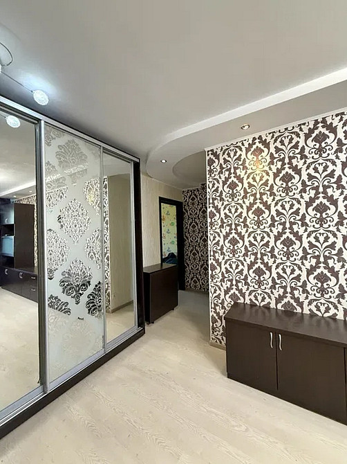 Продам 3-к квартиру на пр. Слобожанский/Калиновая, ост. Донецкая Днепр - изображение 2