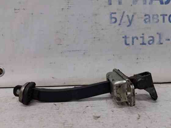 Ограничитель двери задний правый Chevrolet Captiva 2006-2018 96624001 (Арт. 65556) Київ