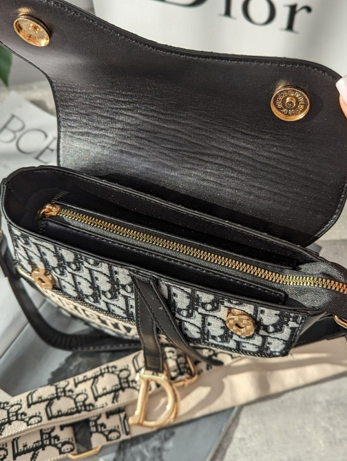 сумка кросс-боди с широким ремнем Christian Dior Saddle сіра з чорним AN89 Киев - изображение 4