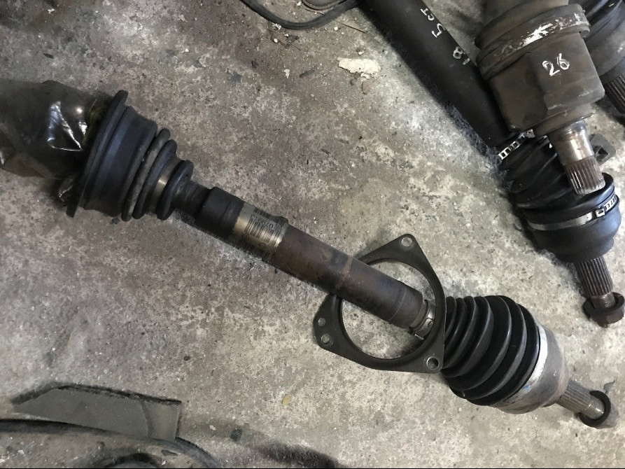 Б/у полуось привод левый Renault Laguna 2, 8200079913, 8200470129, 7711368541, 1.9 dci, 6-ст. КПП Кропивницький - зображення 1