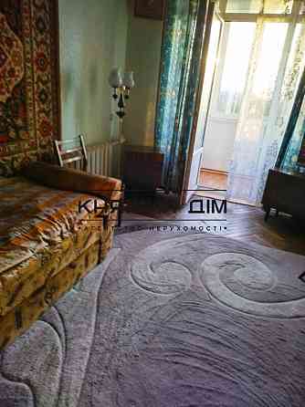 Шевченківський район 2-х кімнатна сталінка 12000 + ком 11204465 Киев