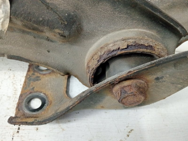 Рычаг задней подвески продольный правый Chevrolet Captiva C100 2.4 БЕНЗИН Z24SED 2006 (б/у) Киев - изображение 4