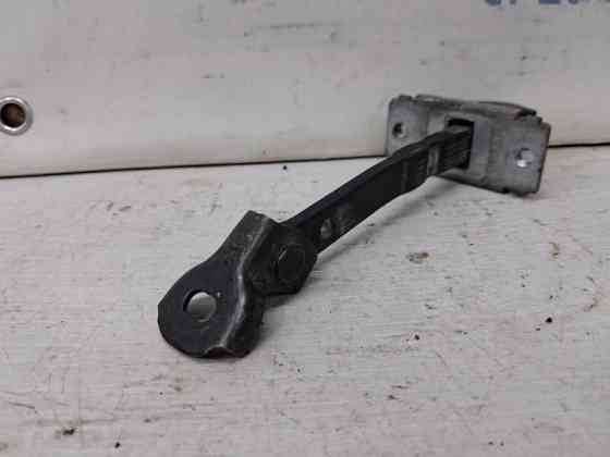 Ограничитель двери передний правый Mazda 3 BK 1.6 БЕНЗИН Z6 2003 (б/у) Киев