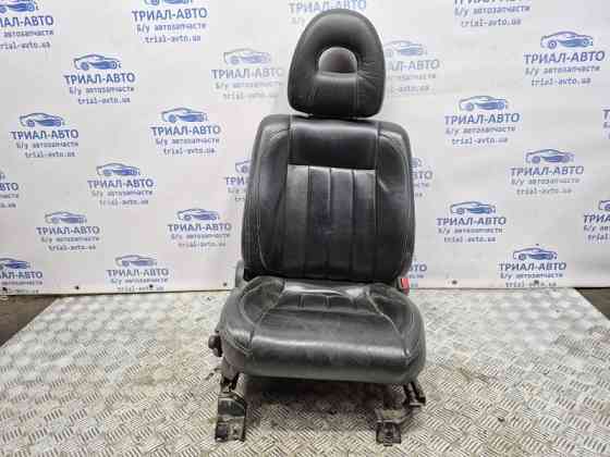 Сиденье переднее правое Mitsubishi Pajero Sport K9 2.5 DIESEL 4D56 1996 (б/у) Київ