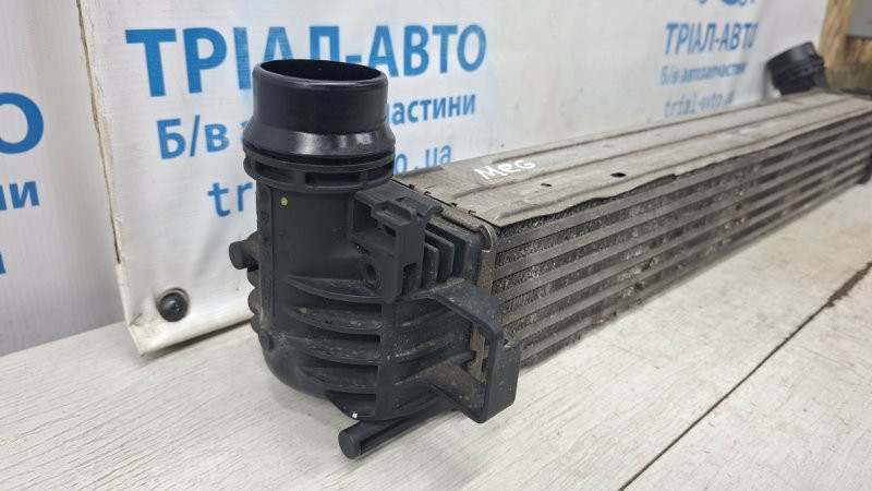 Радиатор интеркуллера Renault Megane 3 1.5 DIESEL K9K 2008 (б/у) Київ - зображення 2