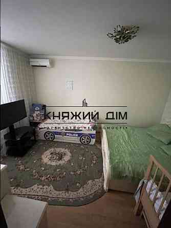 Продаж 2-х кімнатної біля м.Позняки Київ