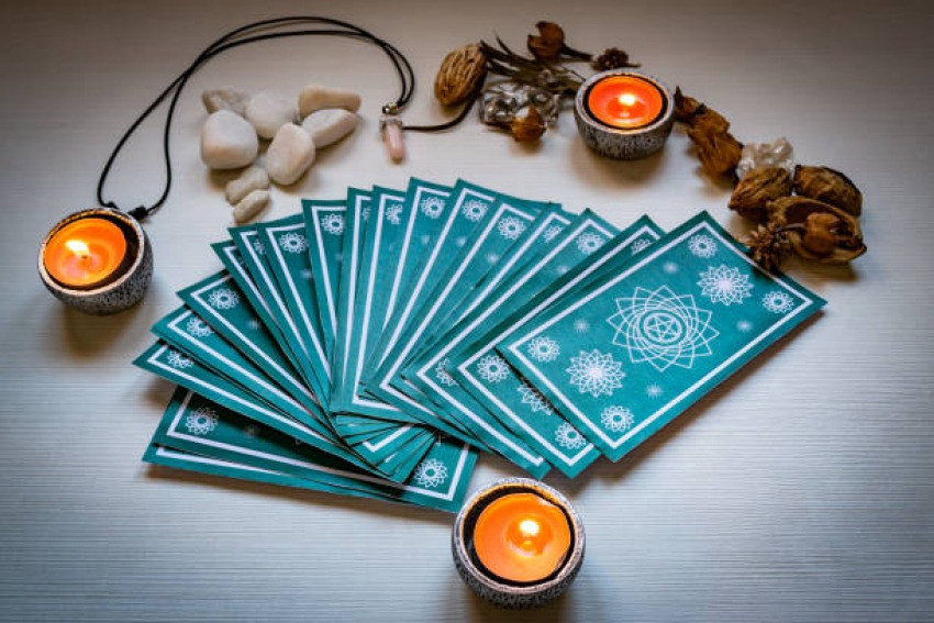 ГАДАНИЕ НА КАРТАХ ТАРО Киев - изображение 1