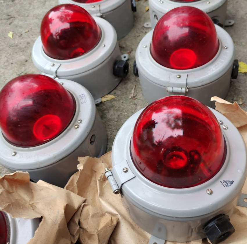 Куплю світильник сигнальний СС-56 220в 15 вт Сумы - изображение 1