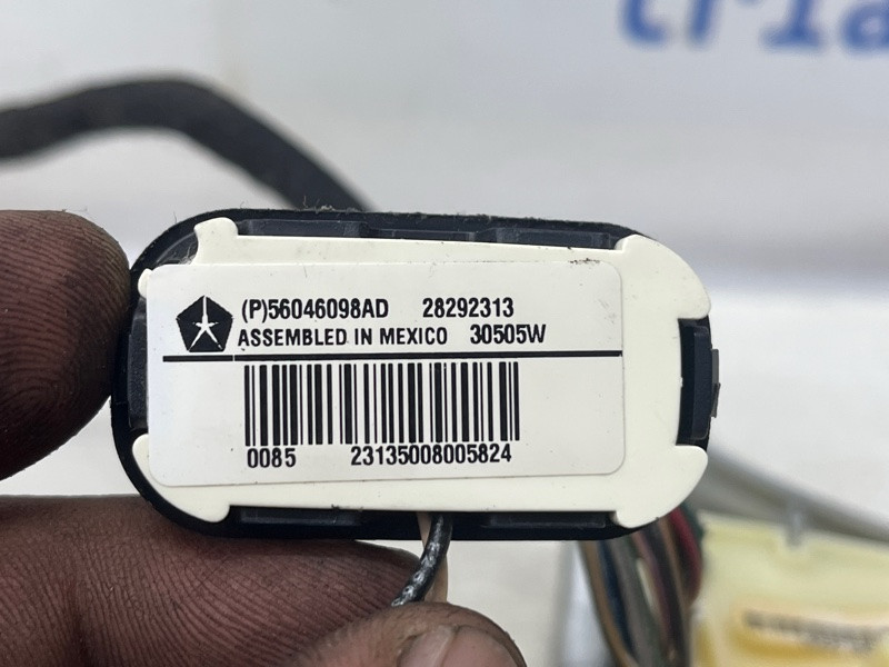 Кнопки руля Dodge Journey 1 2.4 БЕНЗИН ED3 2007 (б/у) Київ - зображення 6