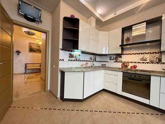 продажа 3-к квартира Киев, Голосеевский, 250000 $ Киев