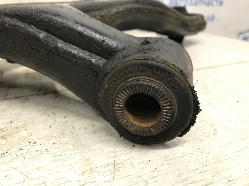 Рычаг левый Toyota Avensis T27 2.0 DIESEL 2009 (б/у) Київ - зображення 3