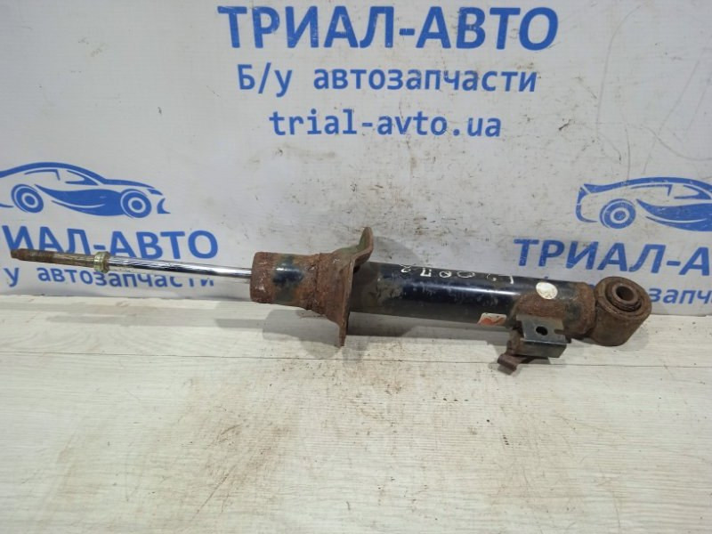 Амортизатор передний левый Mitsubishi L200 KB 2.5 ДИЗЕЛЬ 4D56U 2006 перед. прав. (б/у) Київ - зображення 1