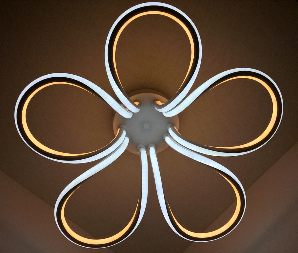Світлодіодна стельова LED люстра 2015/5 Білий 19х61х61 см. Киев - изображение 1