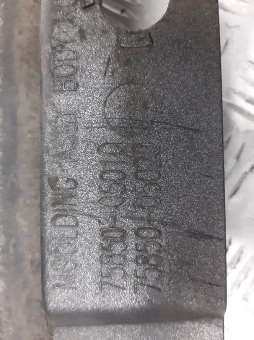 Накладка порога внешняя правая Toyota Avensis T27 1.8 БЕНЗИН 2ZRFAE 2009 (б/у) Киев - изображение 6