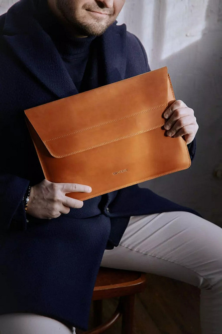 Чехол для ноутбука винтажный Incarne Line MacBook Air 15" 2023-2025 line-cognac-vintage-air-15 конья Київ - зображення 7