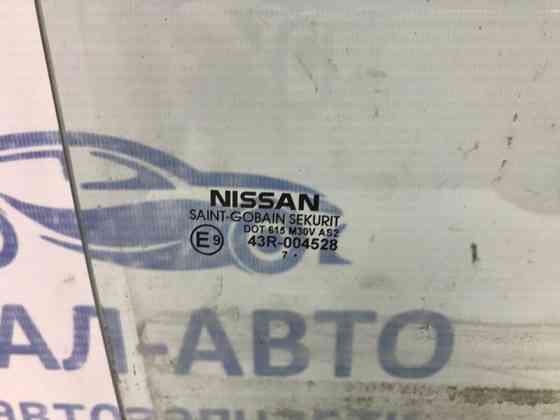 Стекло двери заднее правое Nissan Tiida C11 1.6 БЕНЗИН HR16 2004 (б/у) Киев
