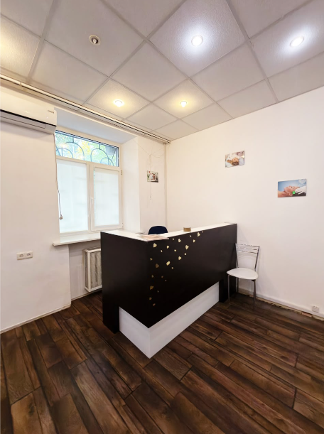 ОРЕНДА: Фасад 64 м² у Сталнка Центр, вул. Прорізна, 13) Киев - изображение 4