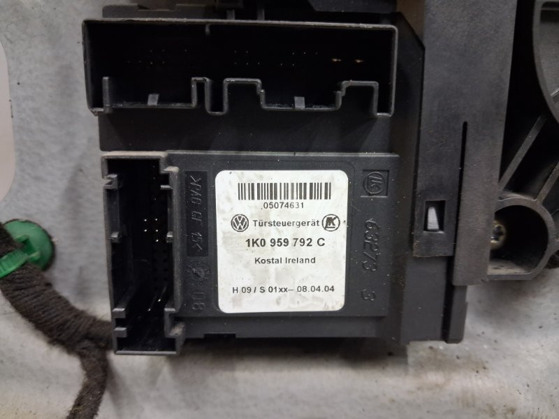 Стеклоподъемник передний правый Volkswagen Caddy 2K 1.9 DIESEL BJB 2003 (б/у) Київ - зображення 4