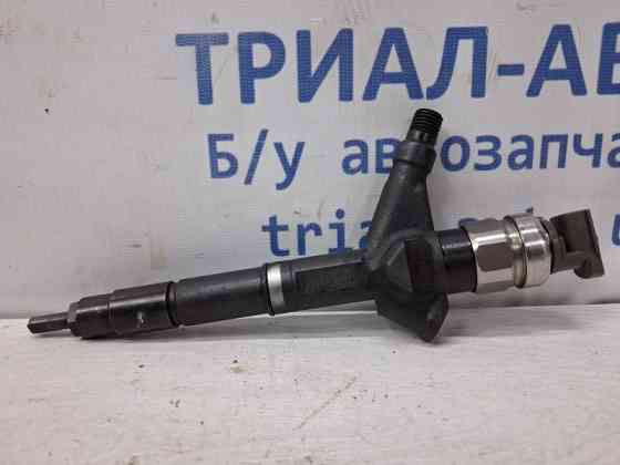 Форсунка топливная Nissan Pathfinder R51 2.5 DIESEL YD25DDTI 2004 (б/у) Киев
