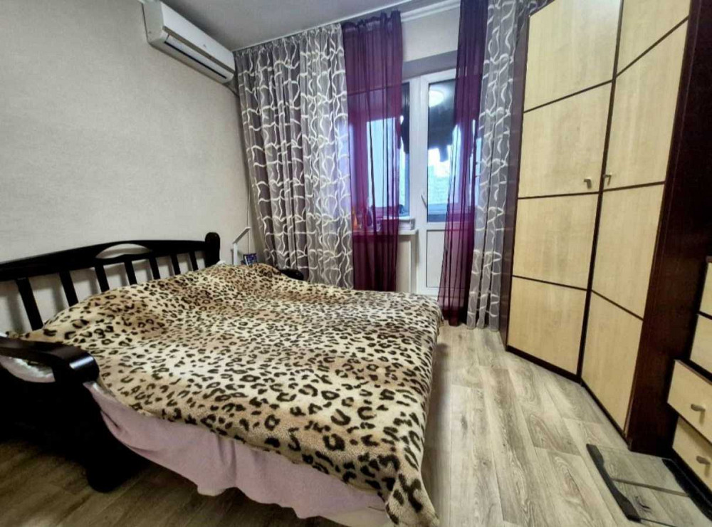продажа 3-к квартира Киев, Дарницкий, 84000 $ Київ - зображення 1