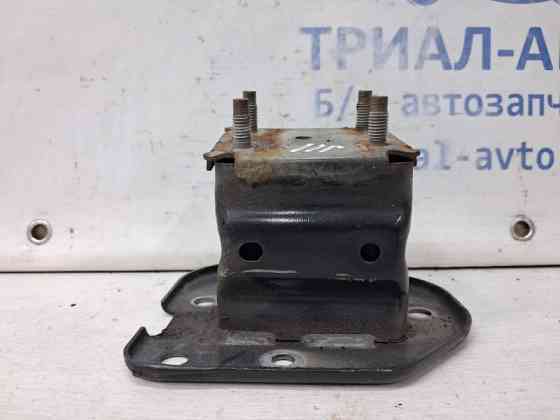 Кронштейн усилителя заднего бампера Nissan Qashqai J11 1.2 БЕНЗИН HRA2DDT 2013 лев. (б/у) Киев