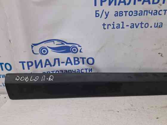 Накладка двери Fiat Doblo 2 1.6 ДИЗЕЛЬ MULTIJET 2010 перед. прав. (б/у) Київ