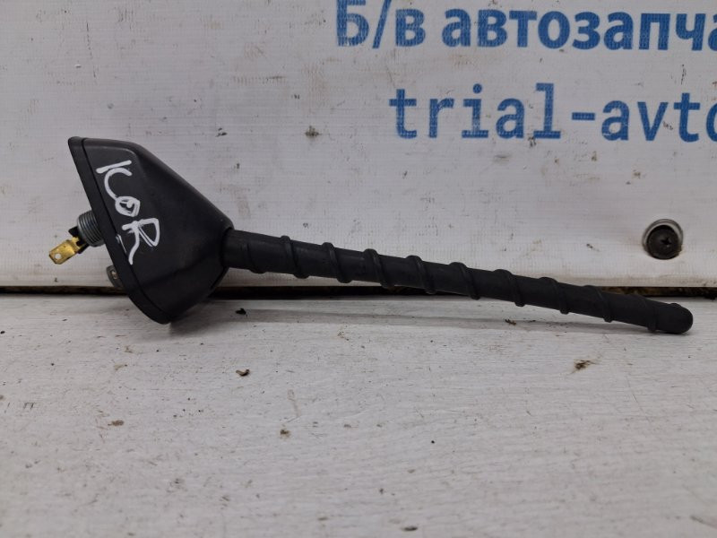 Антенна SsangYong Korando C200 2.0 DIESEL D20DT 2010 (б/у) Киев - изображение 1