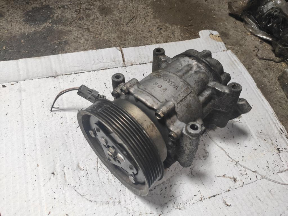 Компрессор кондиционера Renault Clio III 1.5 dci 2005-2012 (8200866437) Ковель - зображення 4
