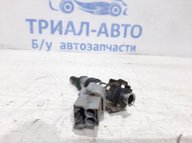 Форсунка топливная Mitsubishi Lancer 10 2.0 2007 (б/у) Киев - изображение 1