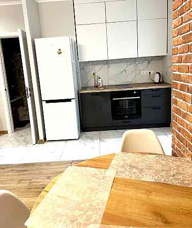 Сдам КС + 2 раздельные комнаты. ЖК 56 Жемчужина. Таирова. Одесса