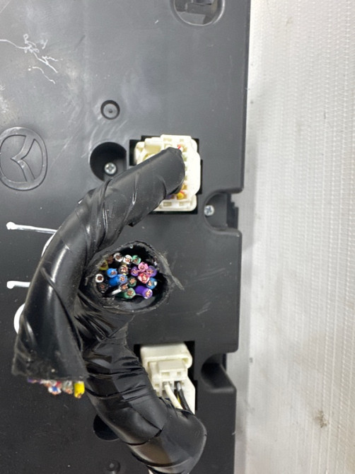 Блок управления климат-контролем Mazda 6 GH 2.5 БЕНЗИН L5-VE 2007 (б/у) Киев - изображение 6