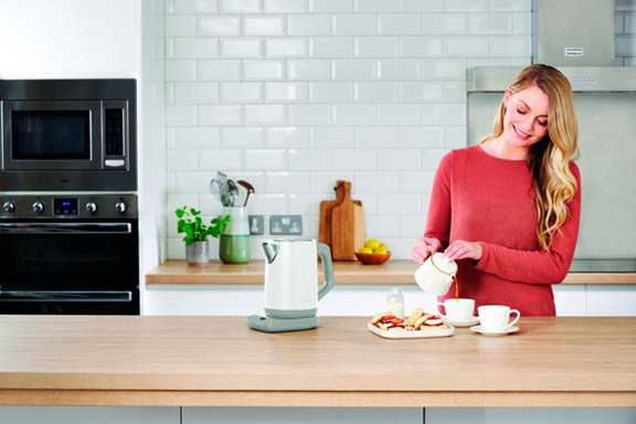 Электрочайник NINJA White KT200EUWH 1.7 л белый Киев - изображение 9