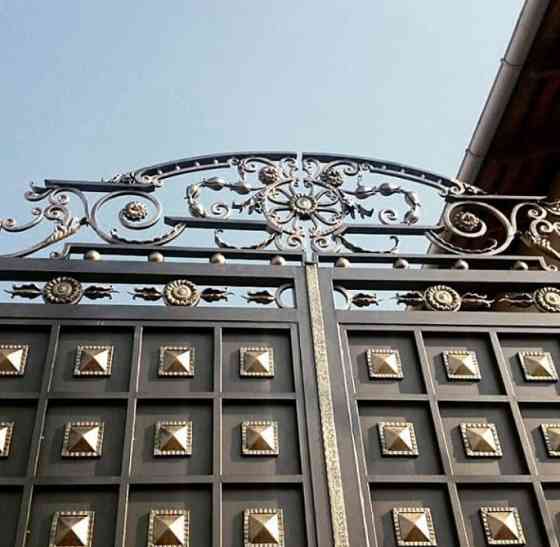 Металлические ворота в Кривом Роге Кривий Ріг