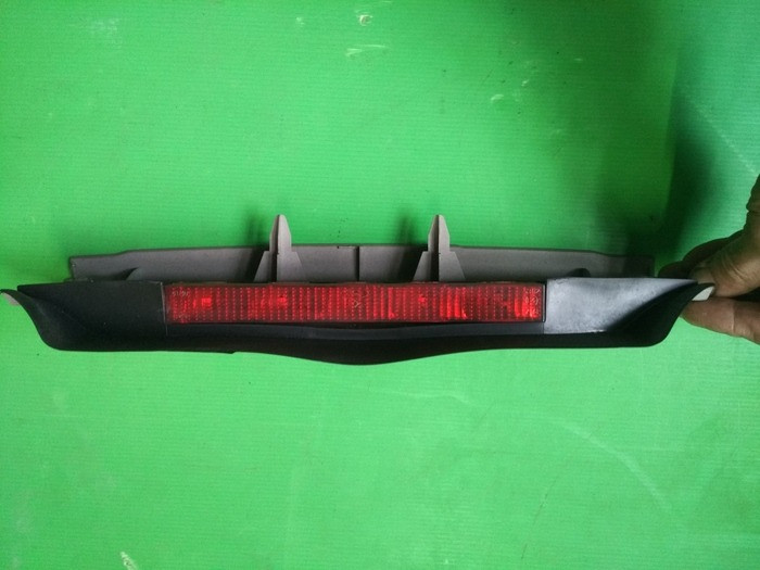 Козирьок 1S71-N46404-DHW з стоп сигналом 1S71-13A613-AE Форд Мондео 3 універсал Вінниця - зображення 3