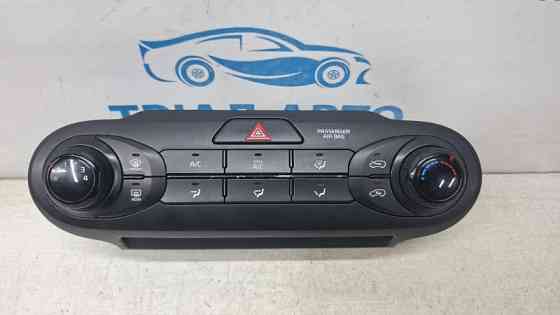 Блок управления климат-контролем Kia Sorento UM 2.4 БЕНЗИН G4KJ 2014 (б/у) Киев