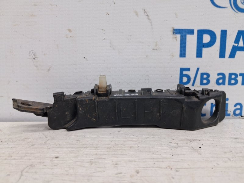Кронштейн бампера передний левый Hyundai I30 GD 1.6 DIESEL D4FB 2011 (б/у) Київ - зображення 1