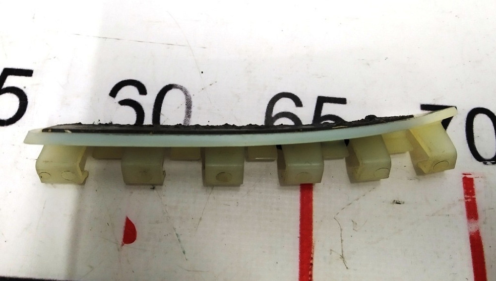 1Кронштейн накладки панели дворников правой резиновой Tesla model X 1063007-00-C Київ - зображення 2