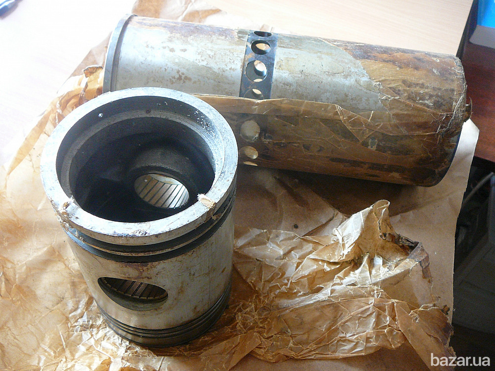 Поршневая двигателя ЯАЗ-204 Полтава - изображение 1