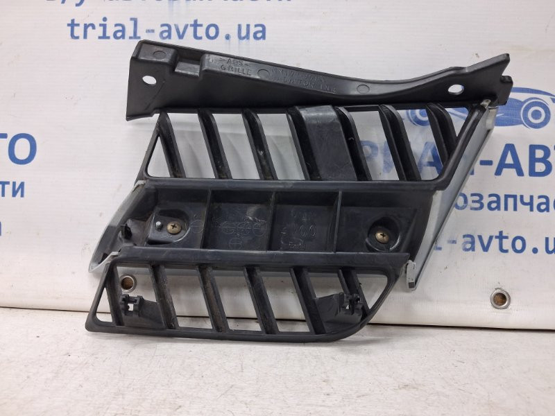 Решетка радиатора Mitsubishi Outlander CU 2.4 БЕНЗИН 4G69 2003 прав. (б/у) Киев - изображение 2