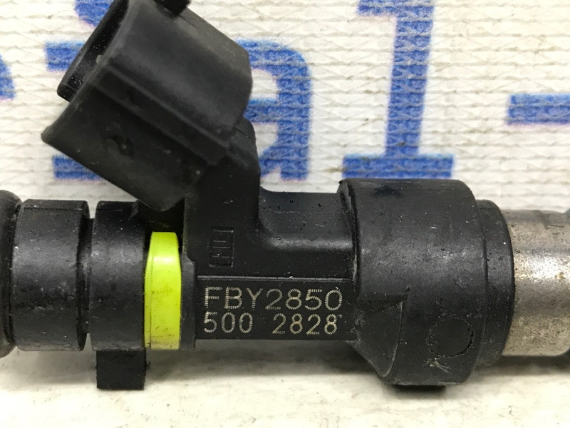 Форсунка топливная Nissan Qashqai J10 2.0 БЕНЗИН MR20DE 2006 (б/у) Київ - зображення 2