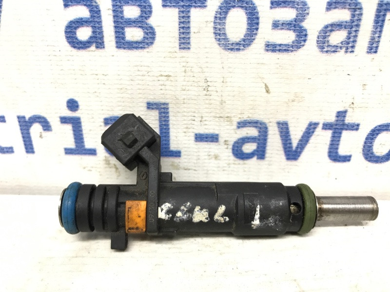 Форсунка топливная Chevrolet Cruze J300 1.8 2009 (б/у) Киев - изображение 1