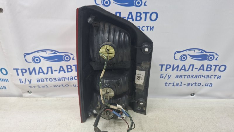 Фонарь задний внешний правый Nissan Pathfinder R51 2.5 DIESEL YD25DDTI 2004 (б/у) Киев - изображение 3