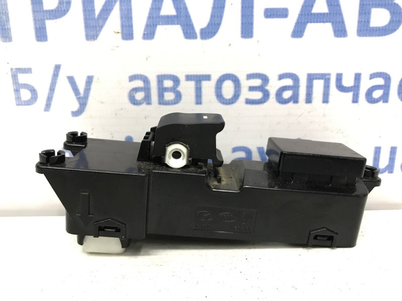 Кнопка стеклоподъемника Hyundai Tucson TL 1.7 DIESEL D4FD 2015 (б/у) Київ - зображення 2