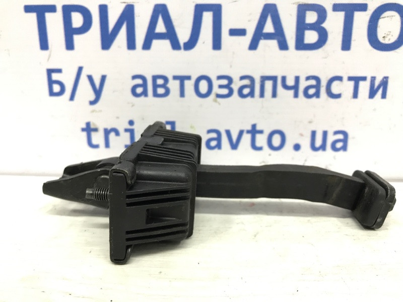Ограничитель двери задний правый Toyota Avensis 2002-2010 68630-05040 (Арт. 39910) Киев - изображение 1