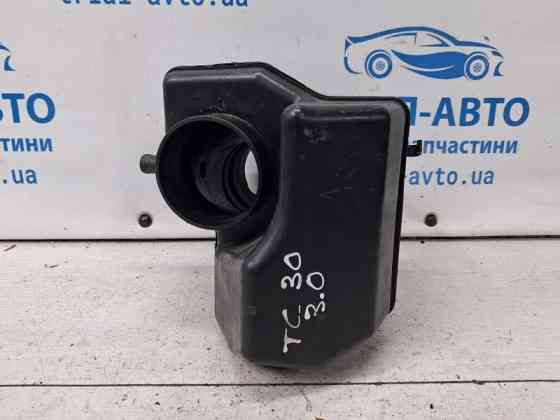 Резонатор воздушного фильтра Toyota Camry XV30 3.0 БЕНЗИН 1MZFE 2001 (б/у) Київ